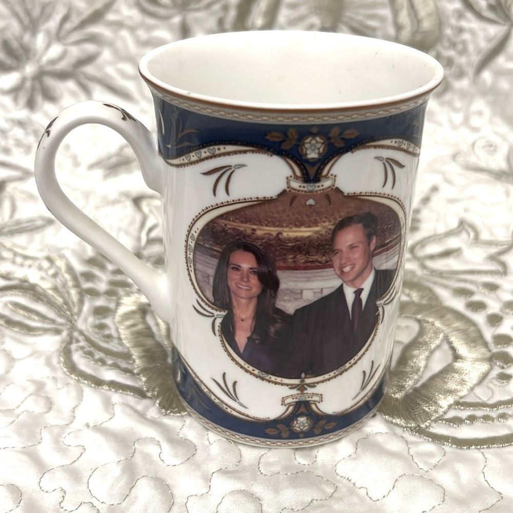 Royal Crest - the royal wedding edition exclusive